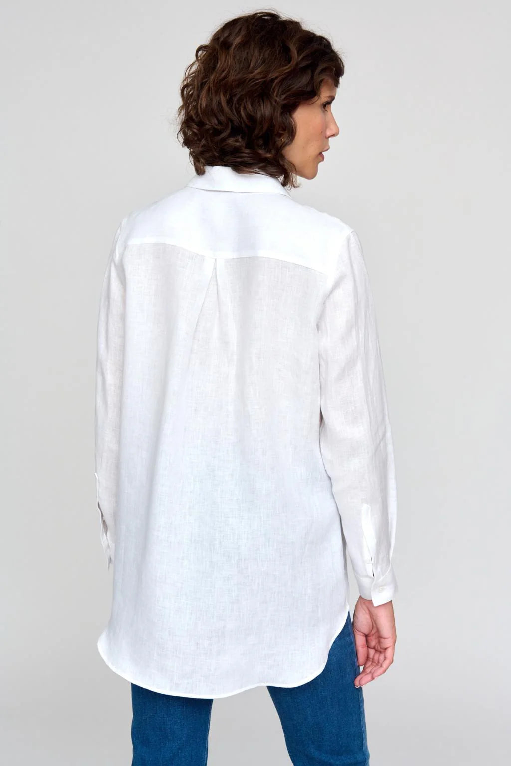 131079-Tinta-y-Bariloche-Women_s-linen-Obejo-Shirt-White