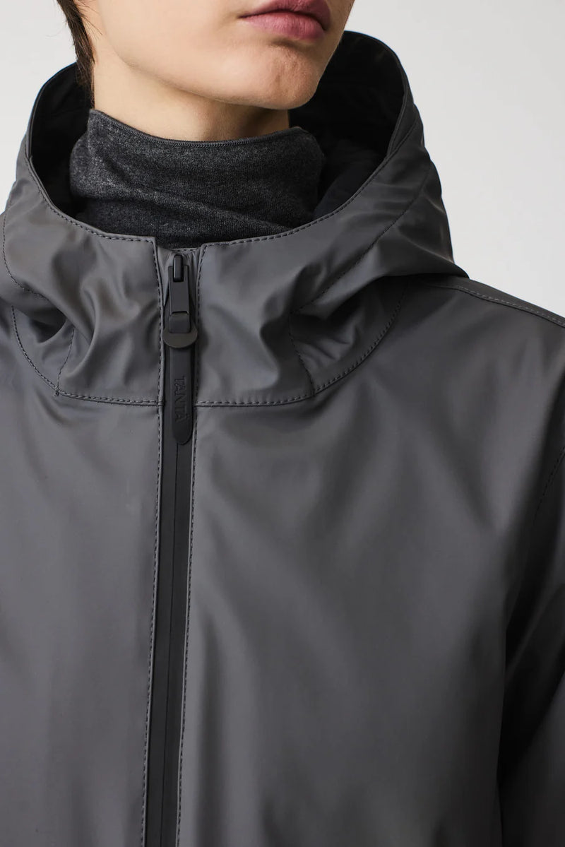 tanta-womens-tormenta-padded-rain-coat-magnet