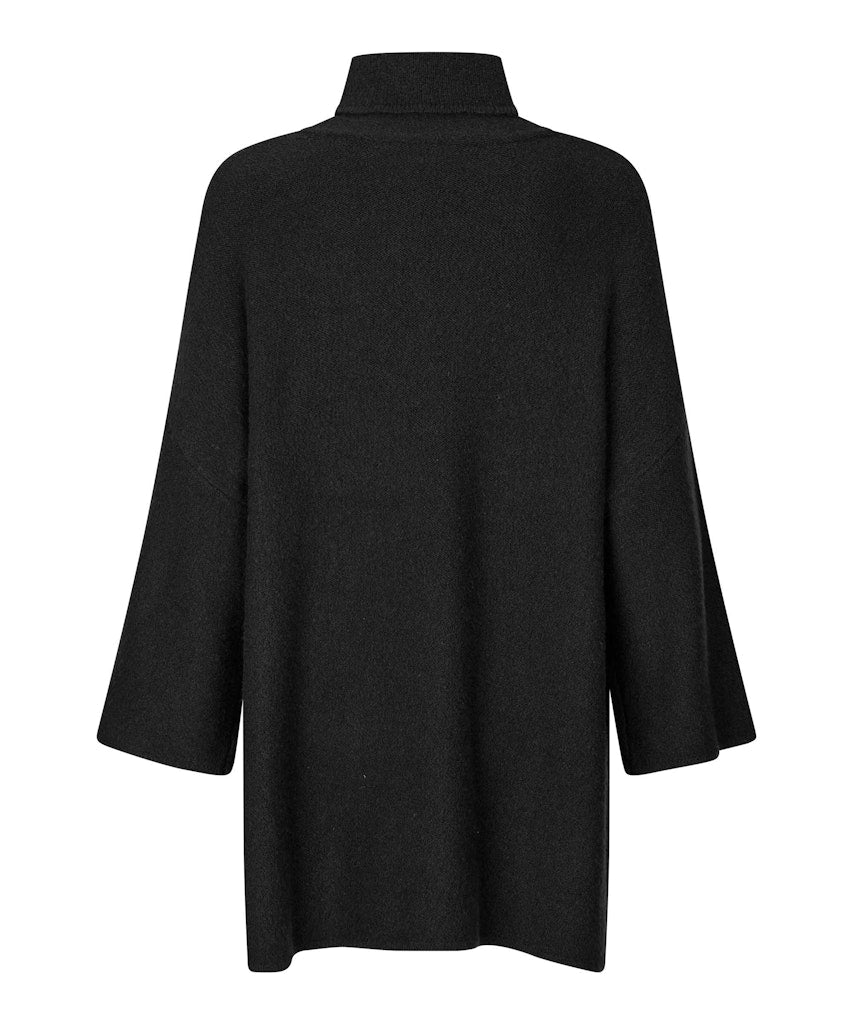 masai-aw25-womenswear-foxanne-jumper-1011151-black