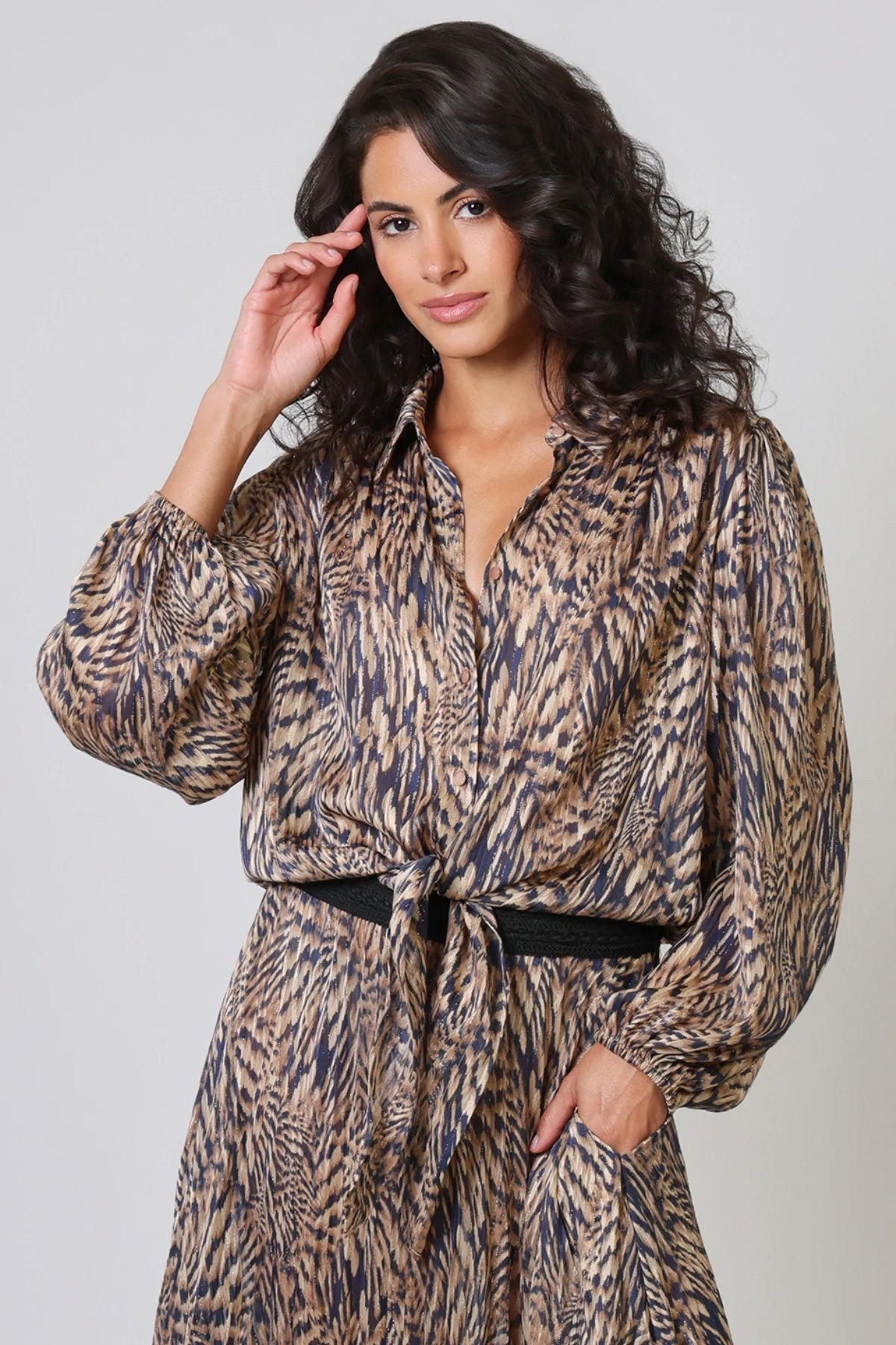 A_Little_Breeze_Tremors_Shirt_Close_Up_Model_Shot-Traffic_people