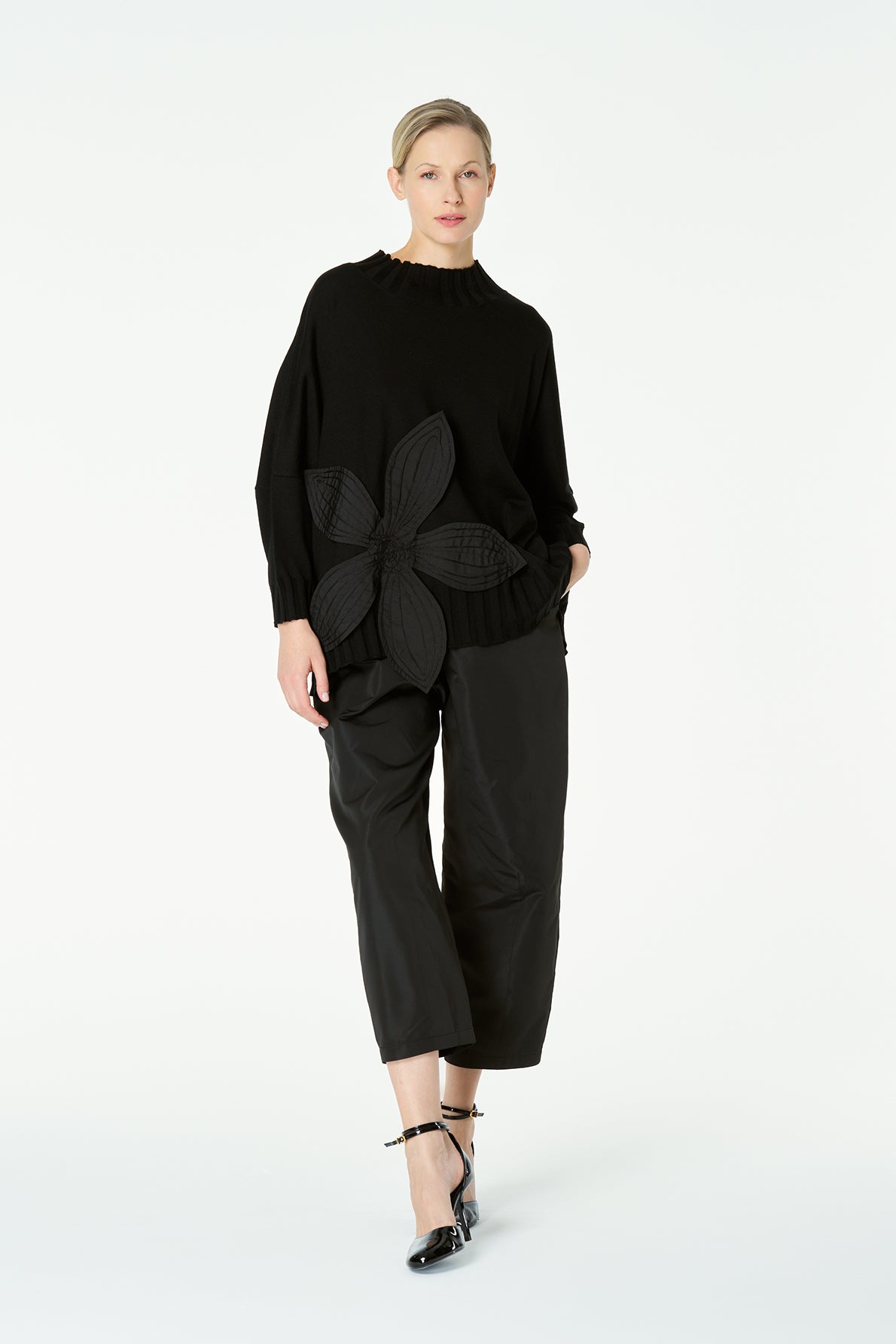 Bize -  Women's Sweater 25W-BT0160 Black