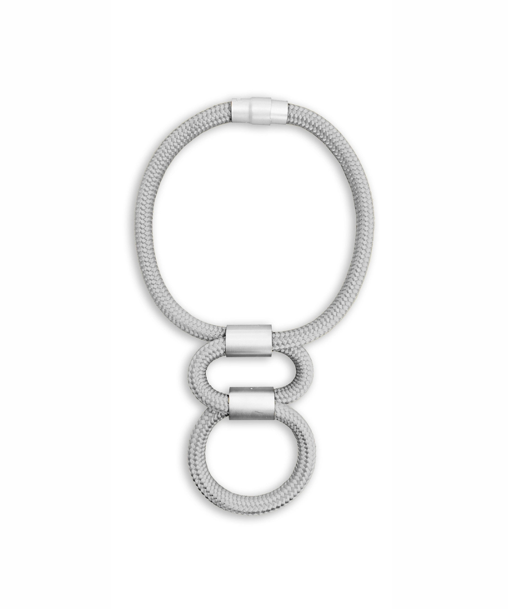 Carlotta-Scarabeo-Eight-grey-silver