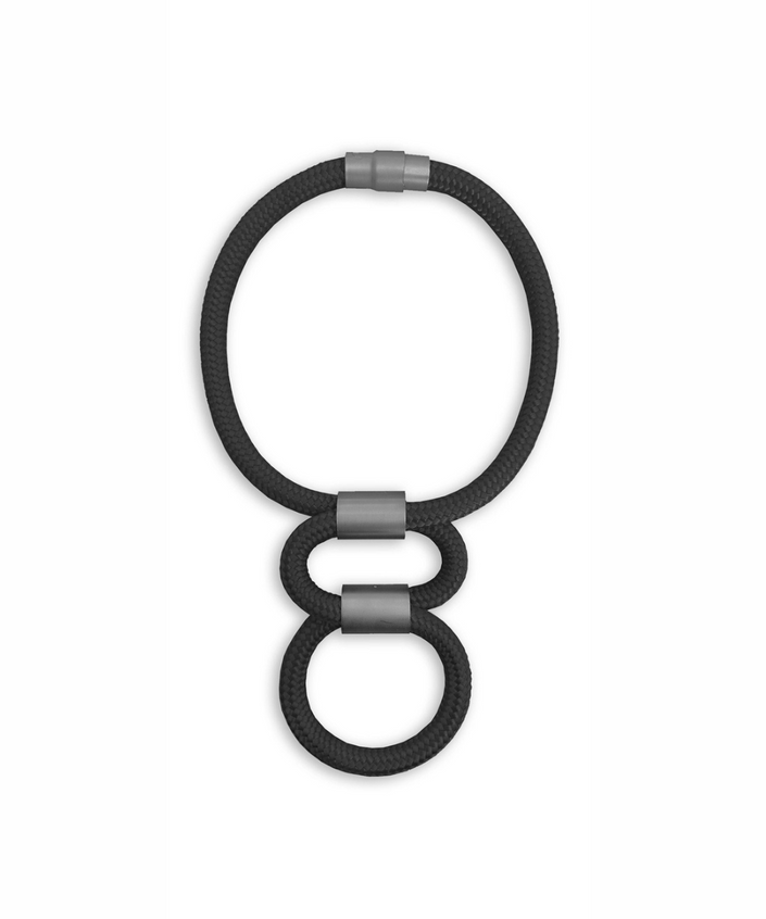 Carlotta-Scarabeo-Eight-black-rhodium