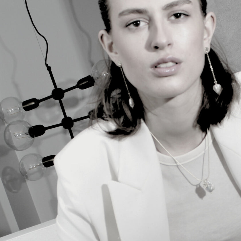 DNSK-AudreyAdjustablePearlNecklace-Gold-9C2401064