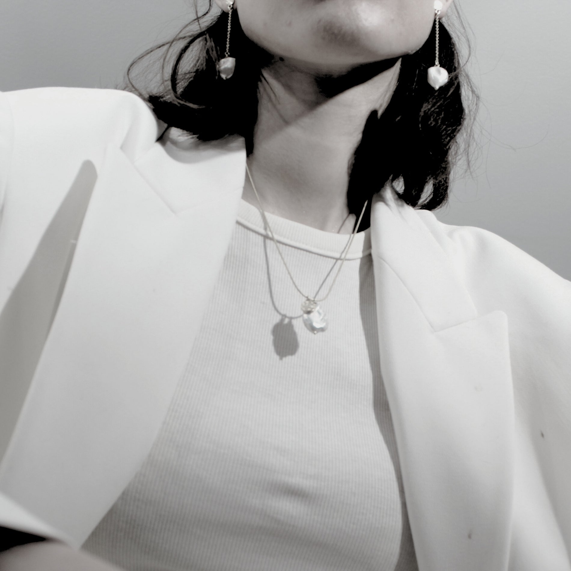 DNSK-AudreyAdjustablePearlNecklace-Gold-9C2401064