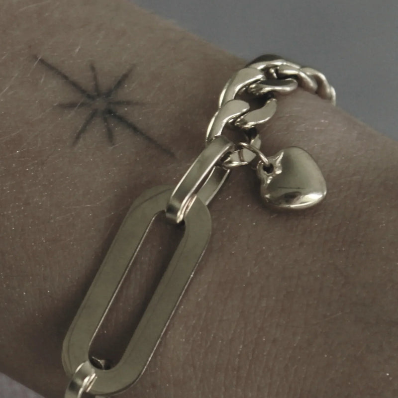 DNSK-Courage-T-Bar-Heart-Bracelet-7W2407012