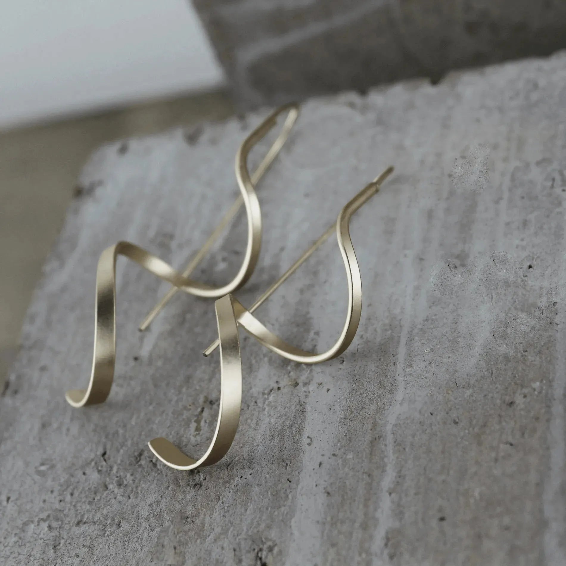 Dansk Copenhagen - DNSK- Tara Spinning Earring Gold Plating-3H7157