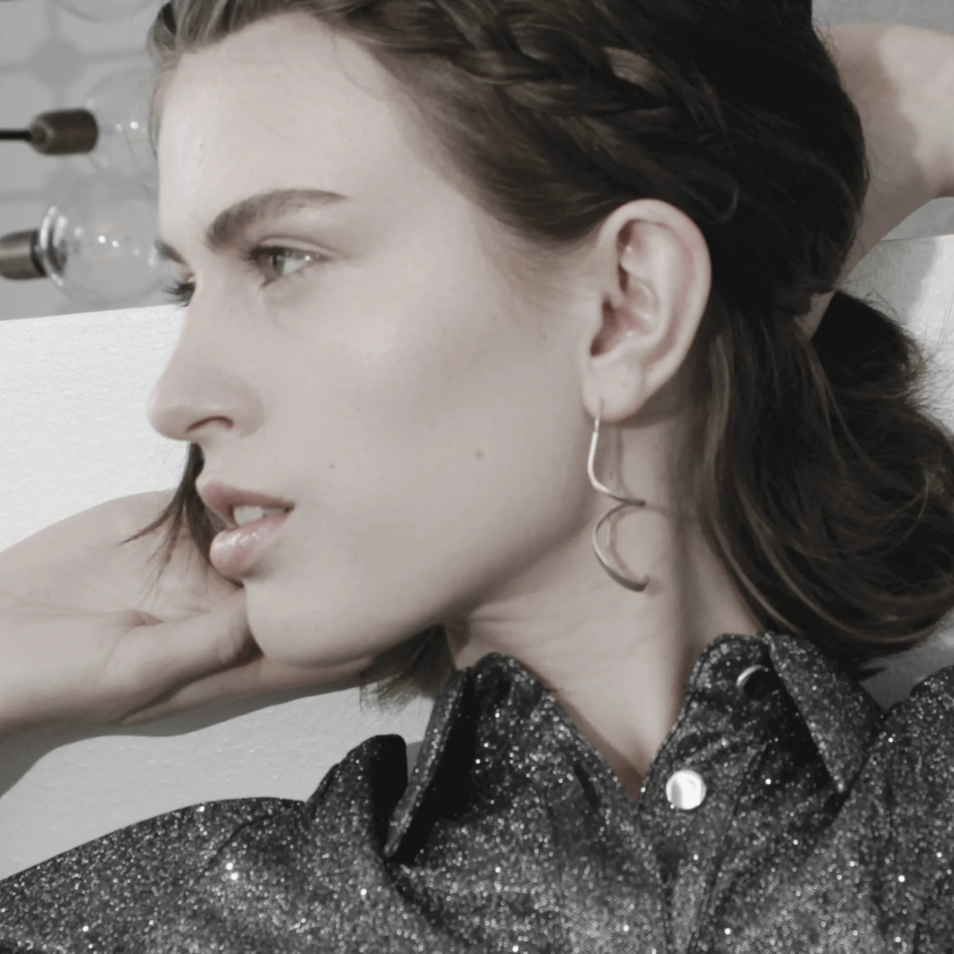 Dansk Copenhagen - DNSK- Tara Spinning Earring Gold Plating-3H7157