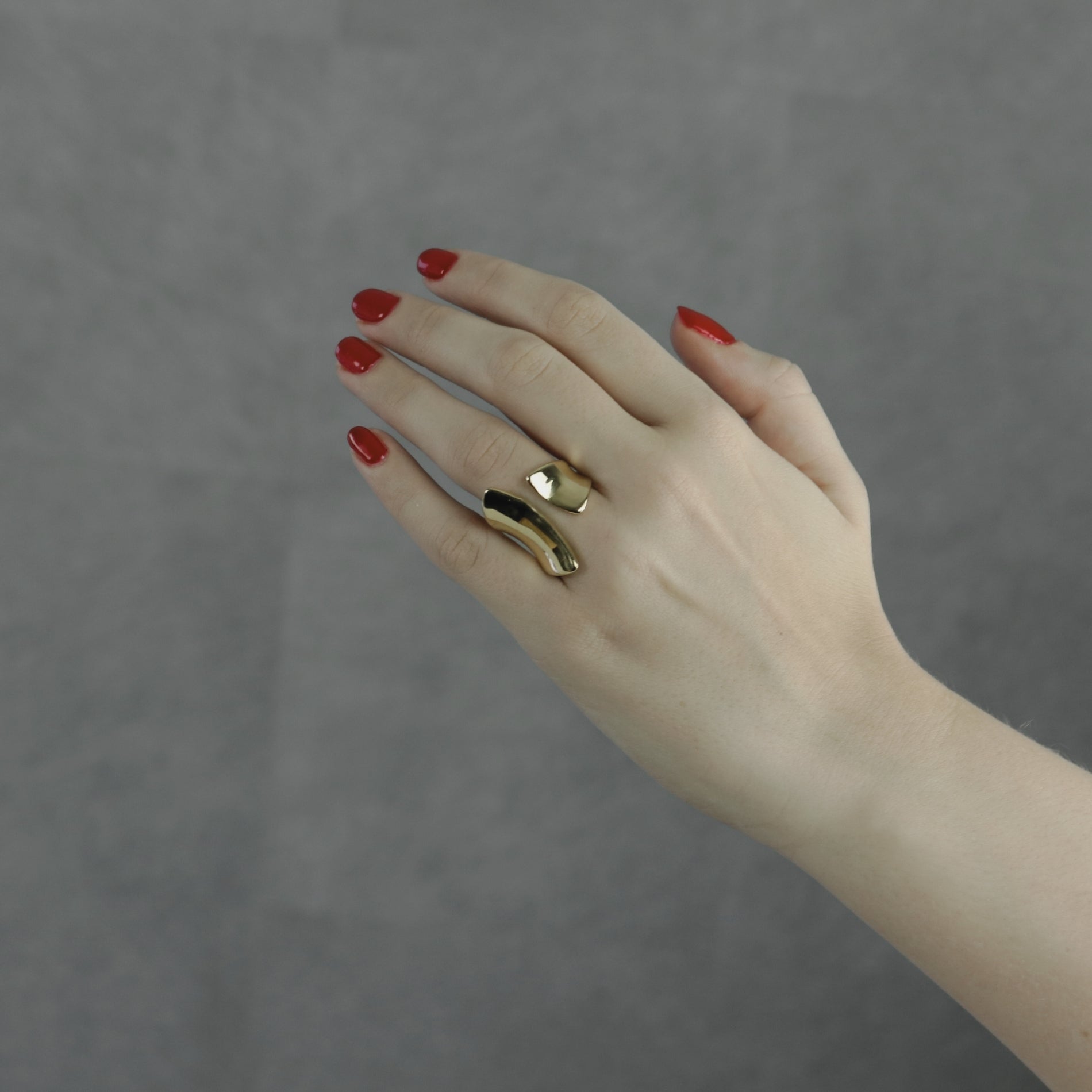DNSK Courage Waterproof Impression Statement Ring 18K Gold Plating