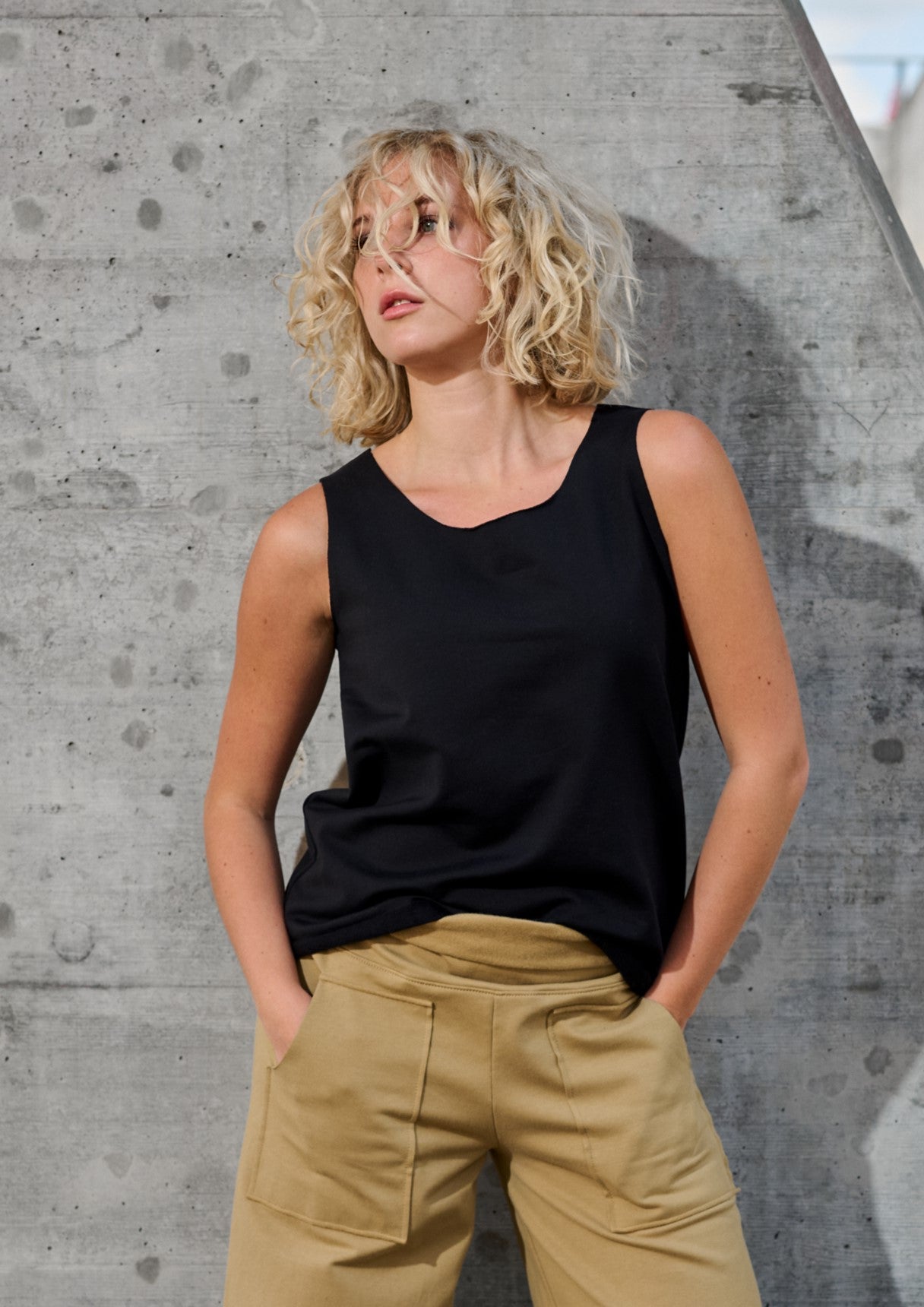 HSCPH-Organic-Cotton-Tank-Top-71011-BLACK900-Extra1