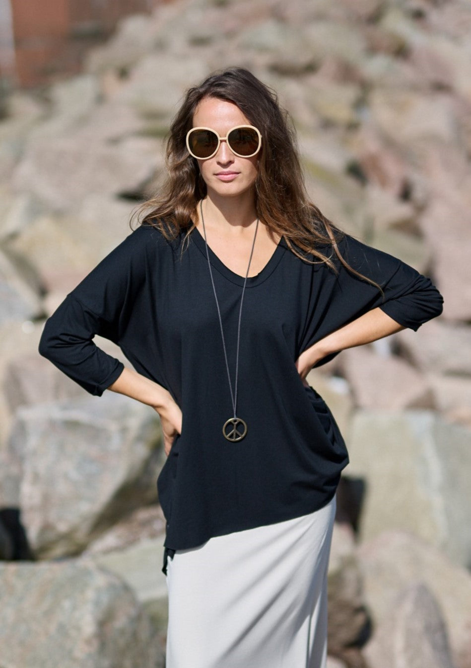 HSCPH-Oversized-Tee-V-NECK-96078-BLACK900_3