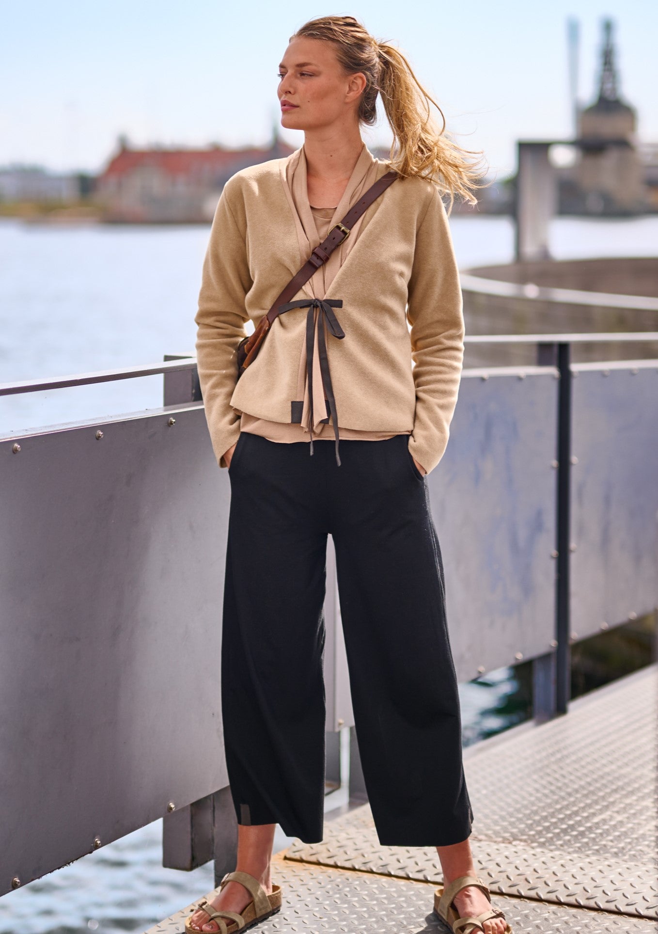 Henriette-Steffensen-Jersey-Flare-Pant-99015-BLACK900-Extra2