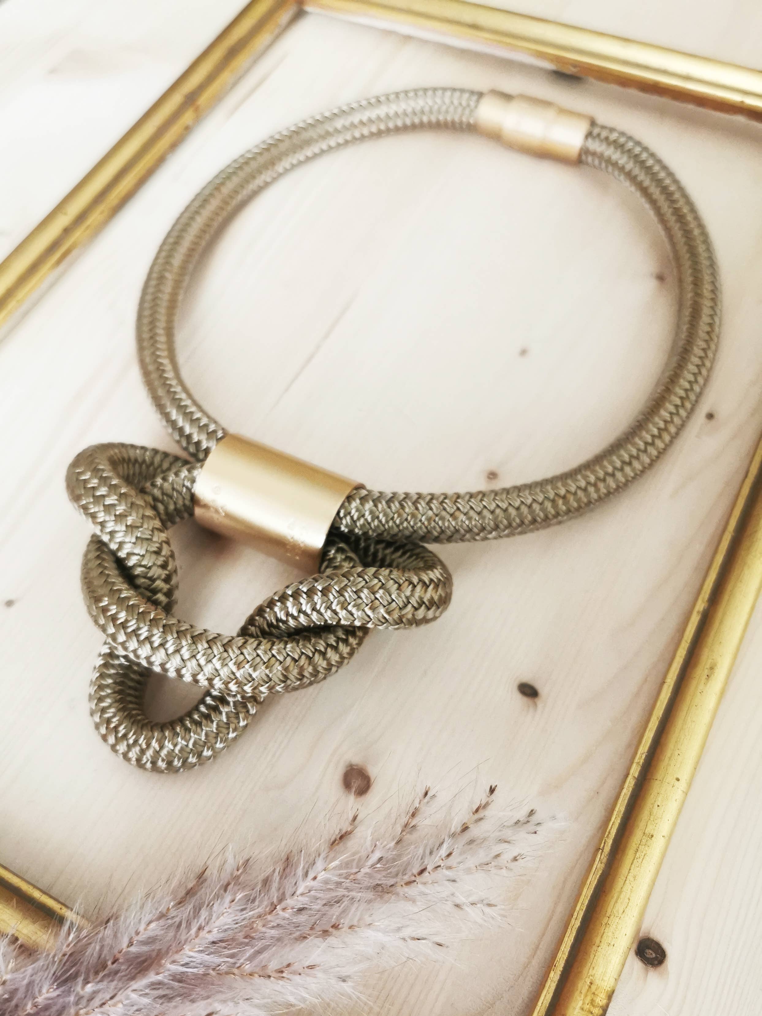 INSIDE-Womens-Customisable-Necklace- Hemp-with-Satin-Gold-Carlotta-Scarbeo