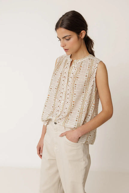 Indi_and-Cold-SS26-womens-top-VV26KI134-1