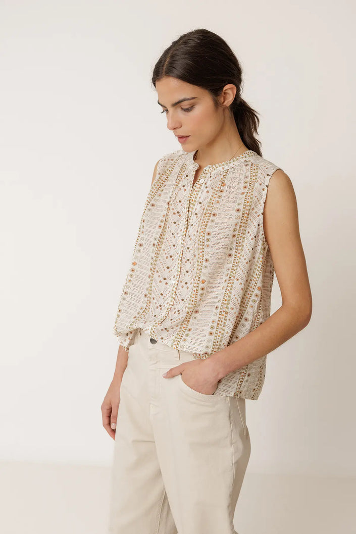 Indi_and-Cold-SS26-womens-top-VV26KI134-1