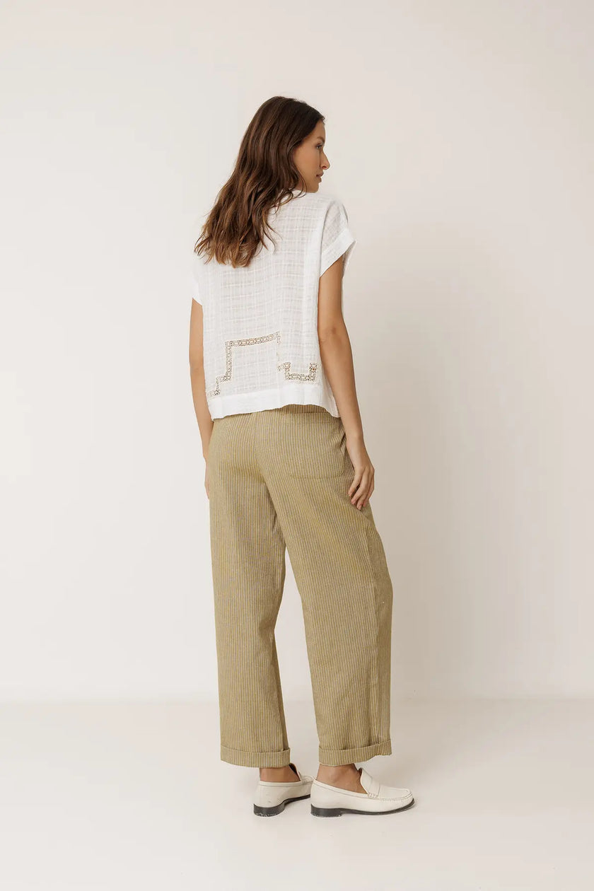 Indi_and-Cold-SS26-womens-trousers-khaki-VV26MI270