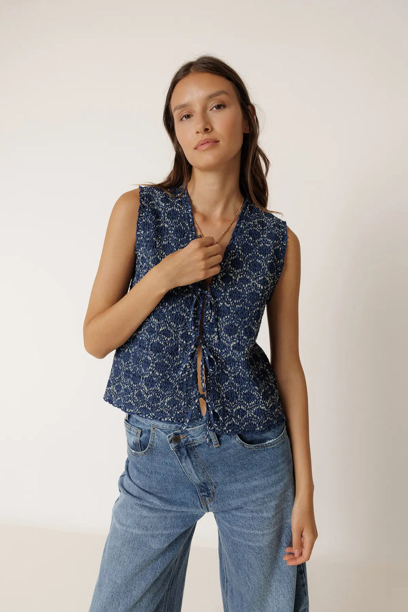 Indi+and-Cold-SS26-womens-vest-top-VV26MC110-1