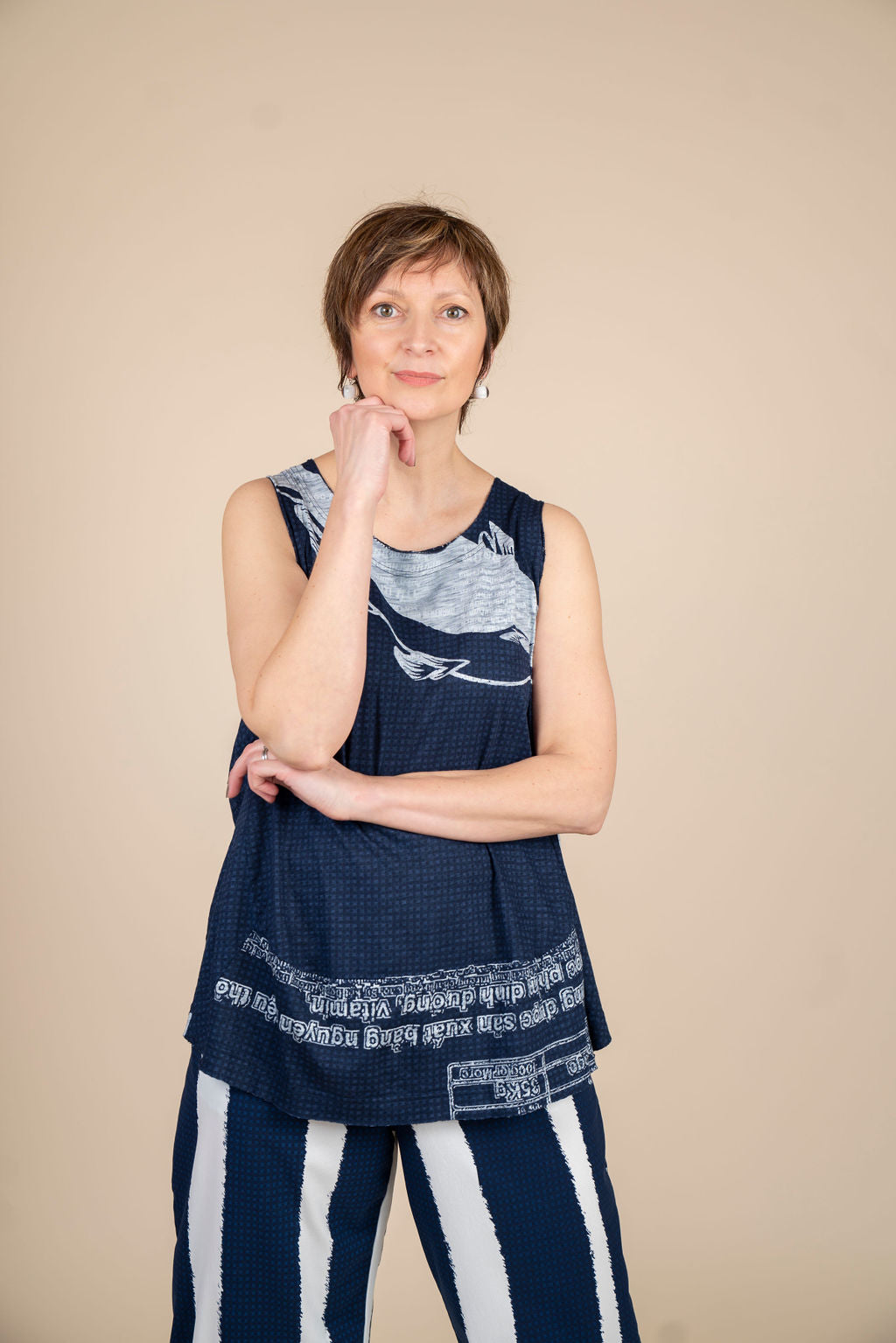 Kings-Road-Fashions-rundholz-womens-tank-top-in-navy-print-3640803