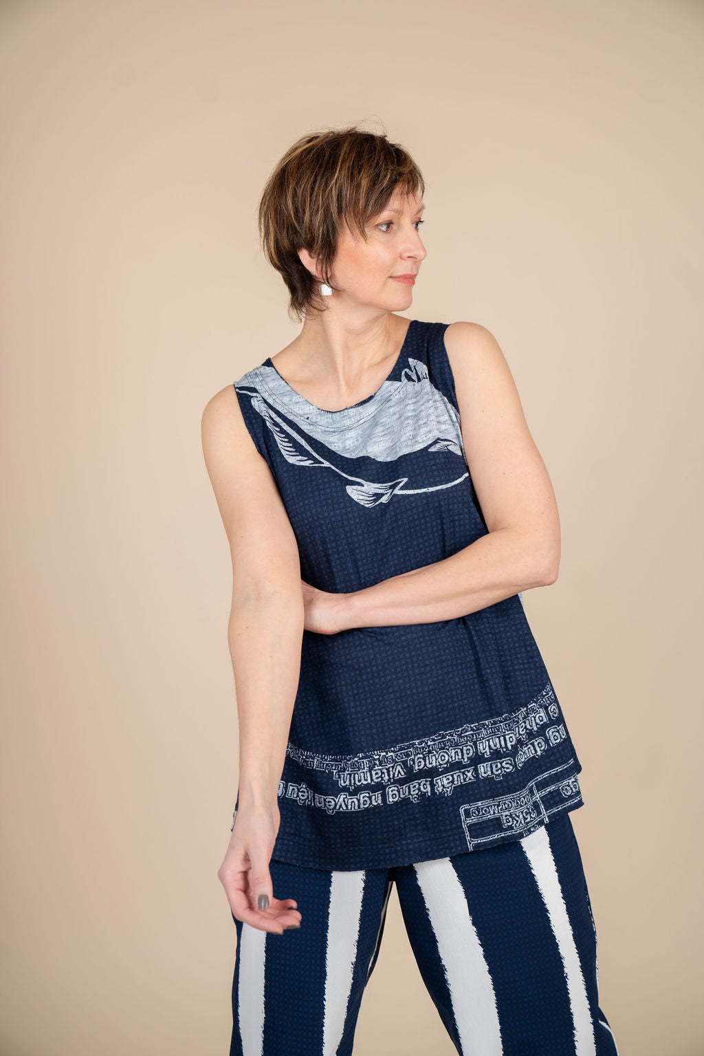 Kings-Road-Fashions-rundholz-womens-tank-top-in-navy-print-3640803