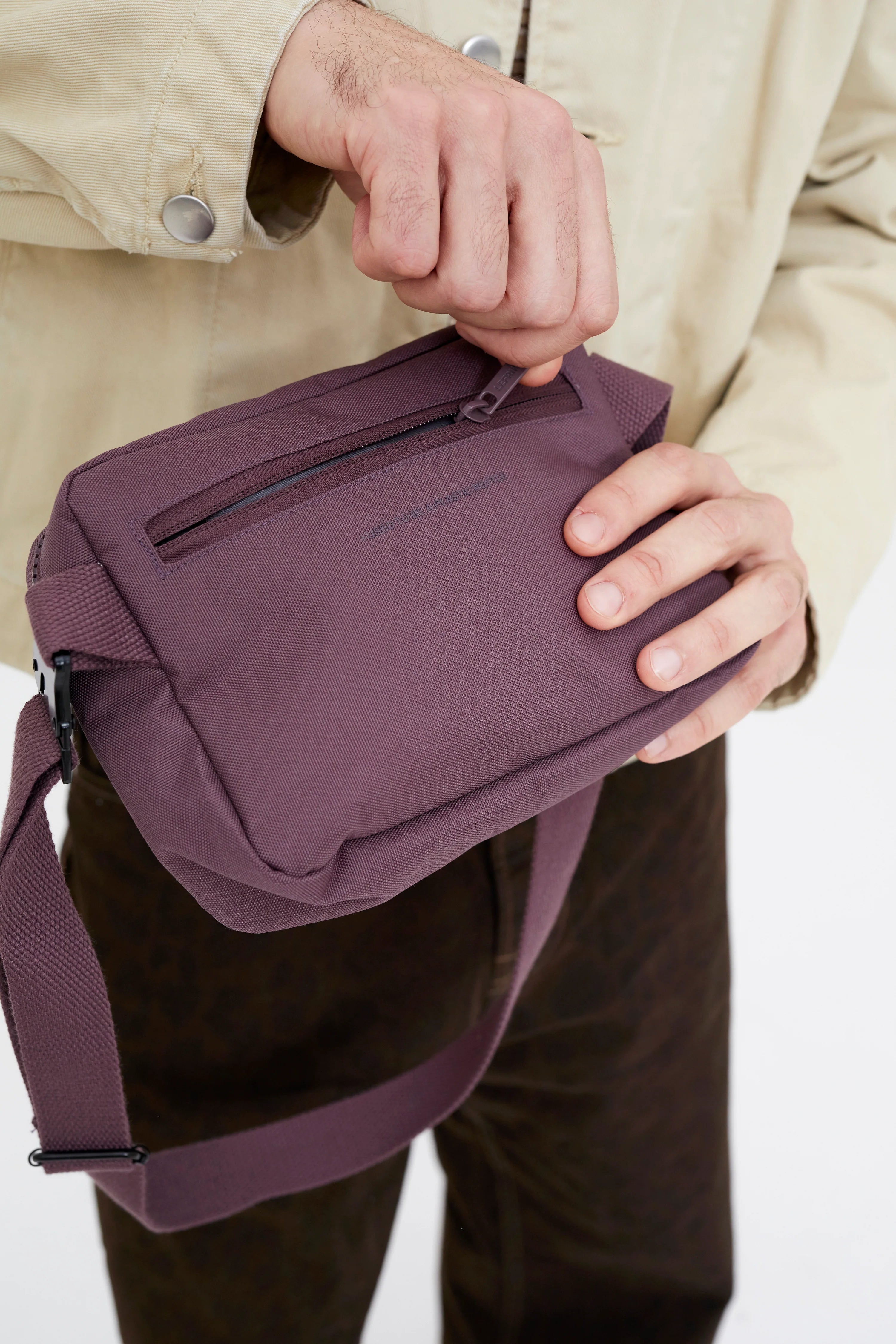 Lefrik - Women's Reef Cross Body Bag Maroon