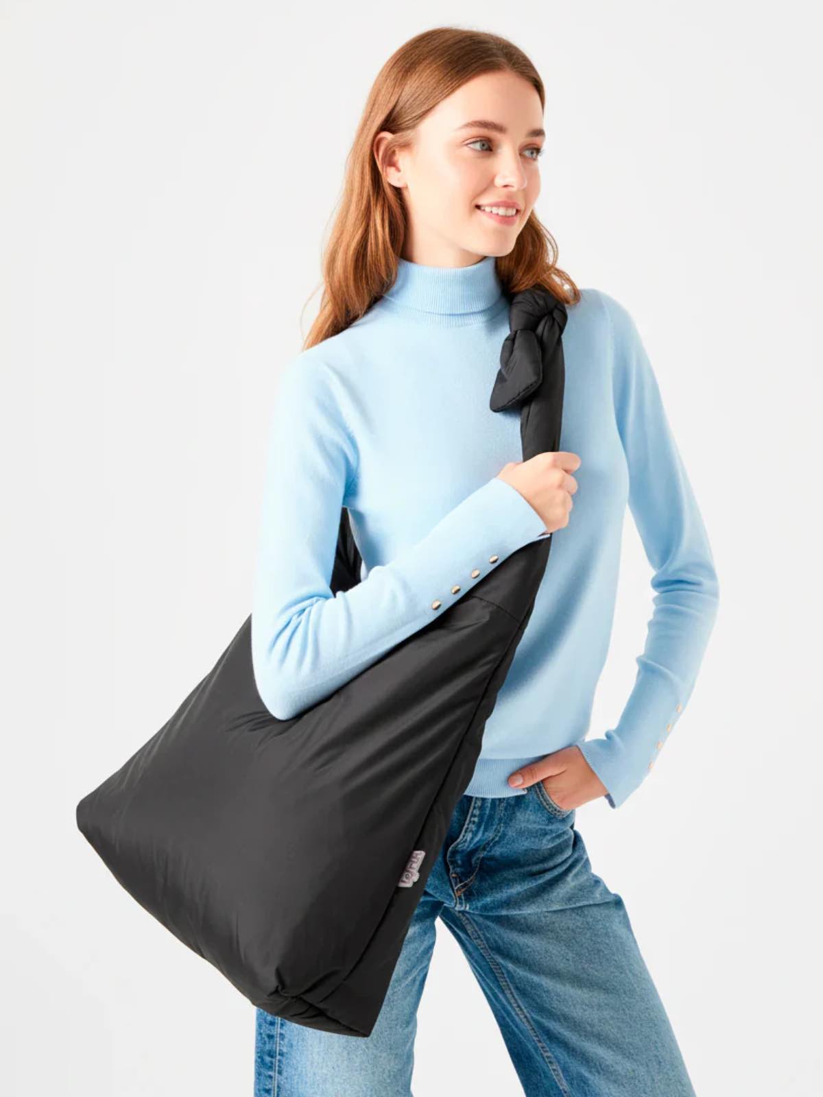 Lefrik-Sustainable-Bags-Biwa---Black---Model_1