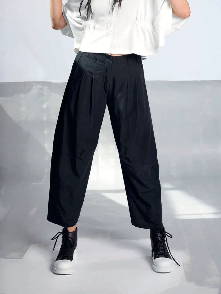 Lurdes-Bergada-SS26-Women_s-Barrell-Leg-Modal-Pant-Black-U26440-Kings-Road-Fashions