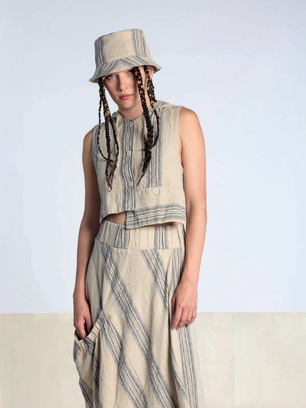 Lurdes-Bergada-Women_s-Asymmetrical-Hoodie-Vest-U26230-1