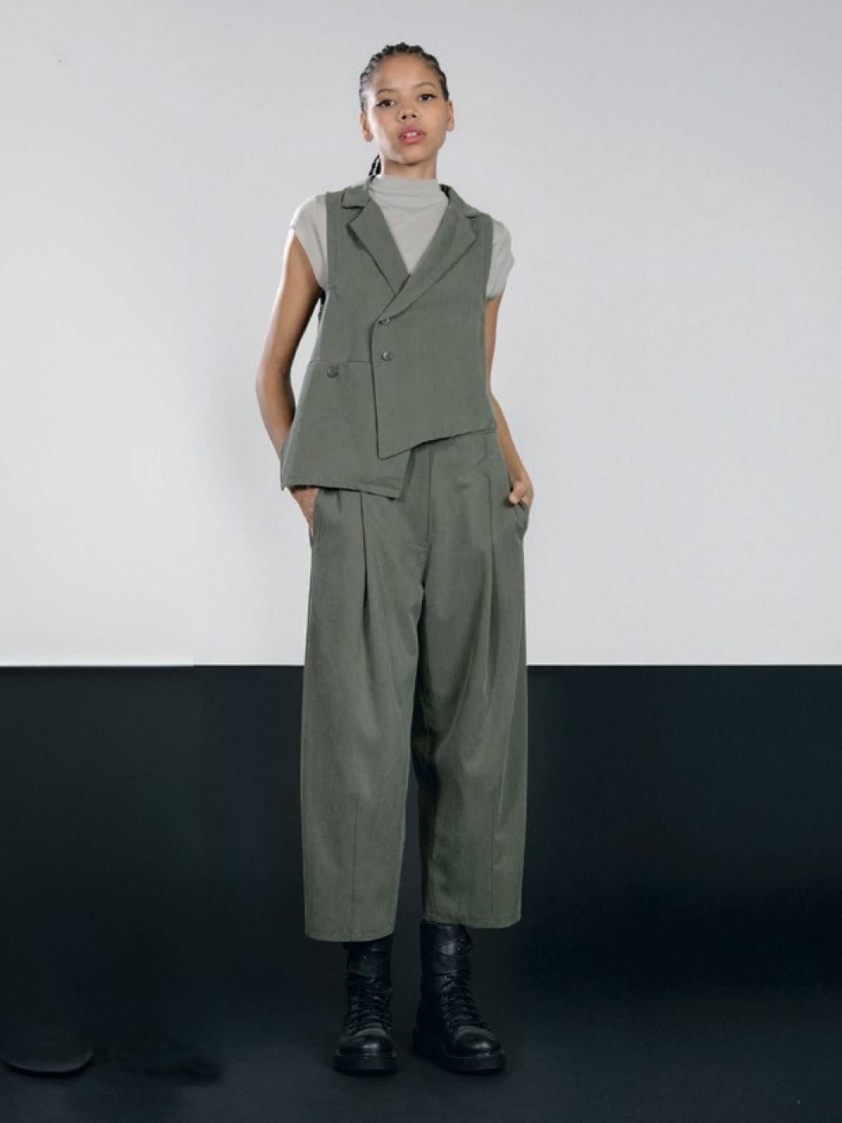 Lurdes-Bergada-AW25-Women_s-Asymmetrical-Waistcoat-Moss-M25-080-1