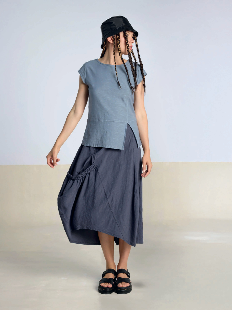 Lurdes-Bergada-SS26-Women_s-Pocket-Skirt-InkU26200-1