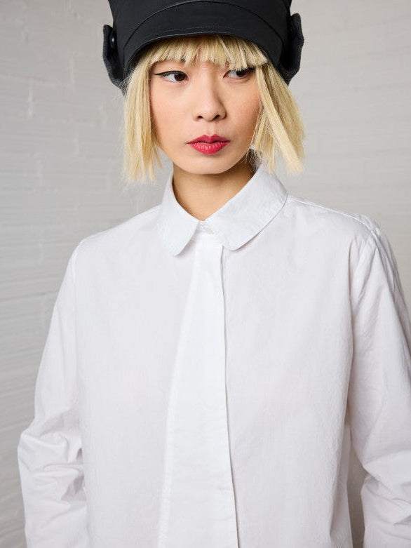 Lurdes-Bergada-AW26-Women_s-White-Cotton-Shirt-M26060_Kings-Road-Fashions-Leighton-Buzzard-UK