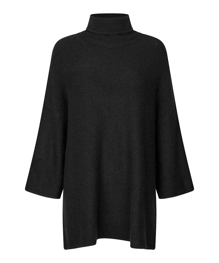 masai-aw25-womenswear-foxanne-jumper-1011151-black