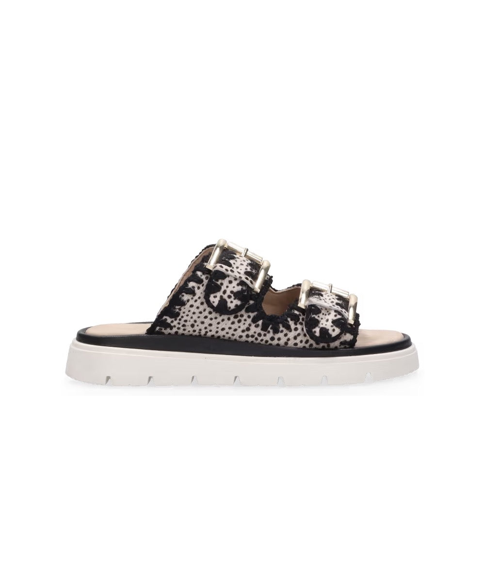 Maruti-Women-s-Dilan-Flip-Flops-Pixel