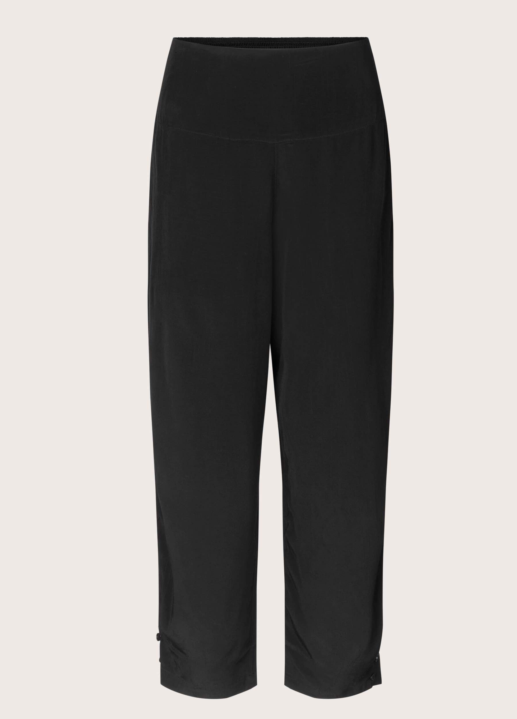 Masai-Women-s-Penna-SS25-Viscose-Trousers-Black-1007756-kings-road-fashions