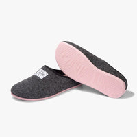 Mercredy Slippers - Ladies - Black with Pink Sole