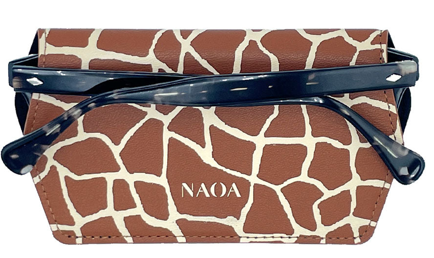 NAOA Printed Apple Leather Slim Glasses Case - Giraffe Cognac & Beige
