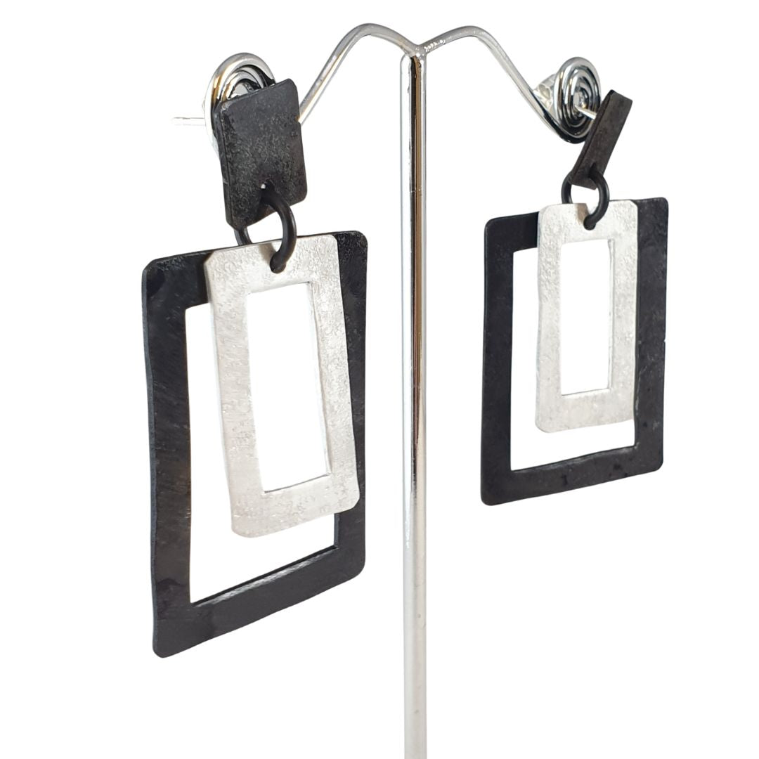 Oana_Millet_Earring_large-e317-blk-sil