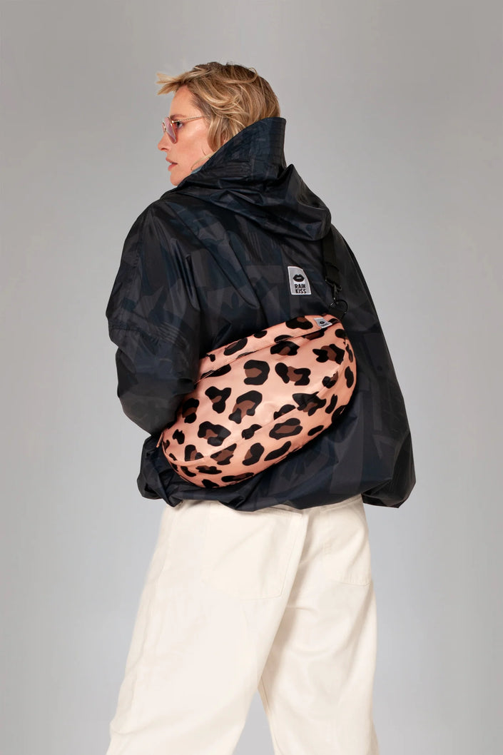 RAINKISS-PINK-PANTHER-CrossbodyBag