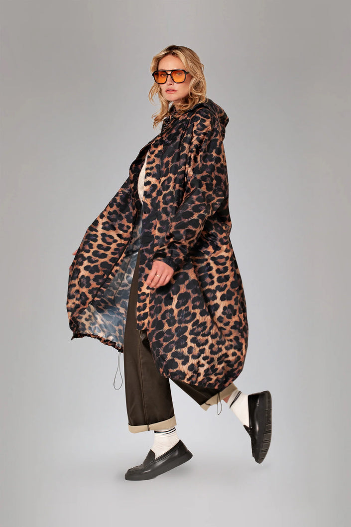 RAINKISS_DARK_LEOPARD_RAINCOAT_KINGS-ROAD-FASHIONS