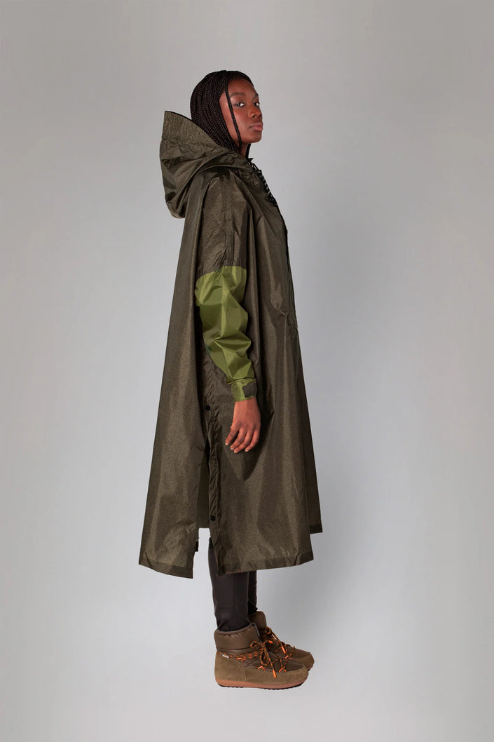RAINKISS_HERRINGBONE_PONCHO_KINGS-ROAD-FASHIONS