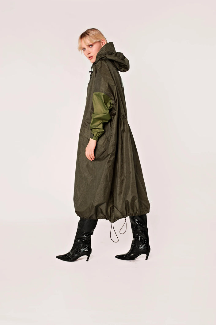 RAINKISS_HERRINGBONE_RAINCOAT_KINGS-ROAD-FASHIONS_
