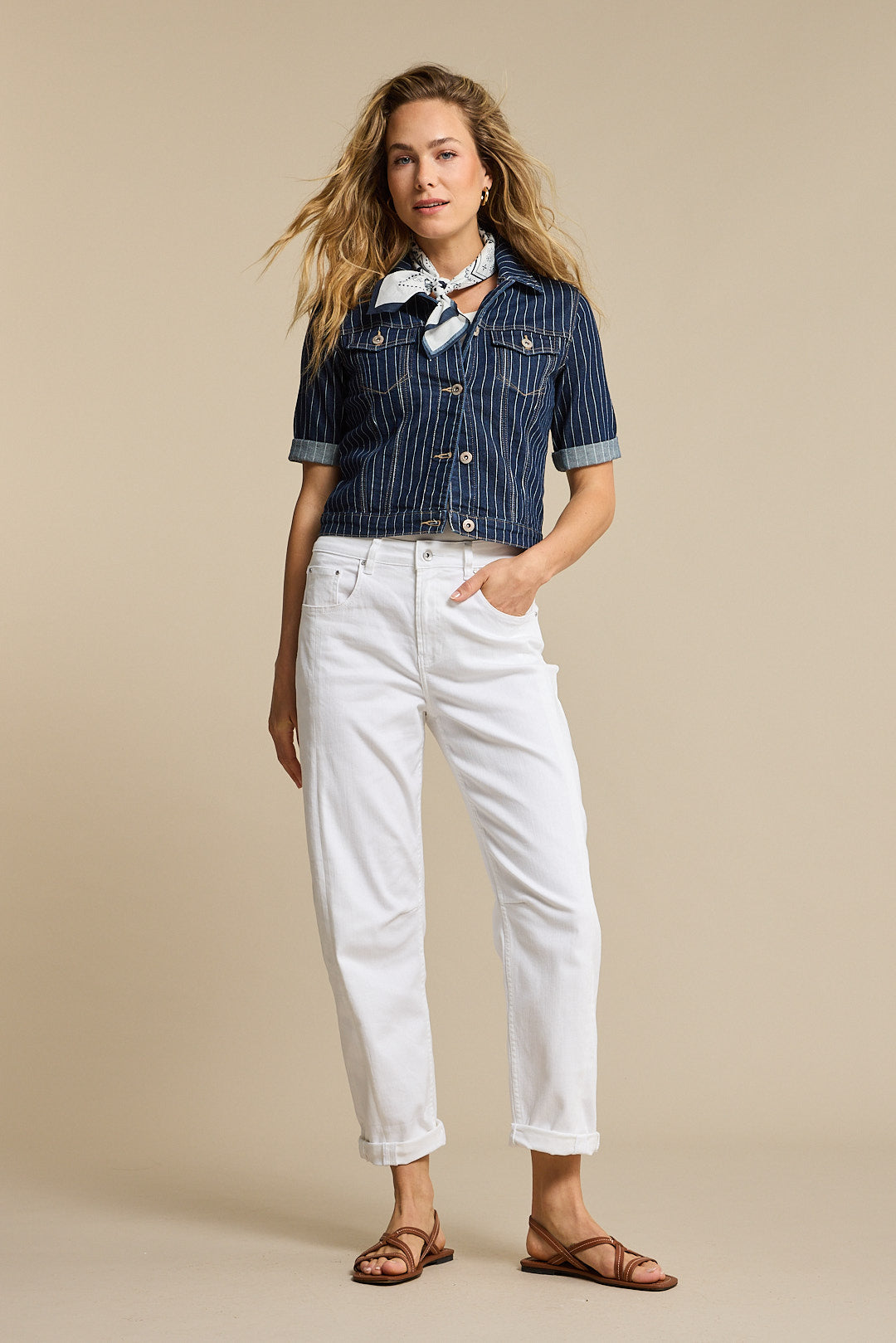 Red-Button-Women's-Barrel-Leg-Caitlina-Sidepatch-Jean-in-White -  SRB4905-1