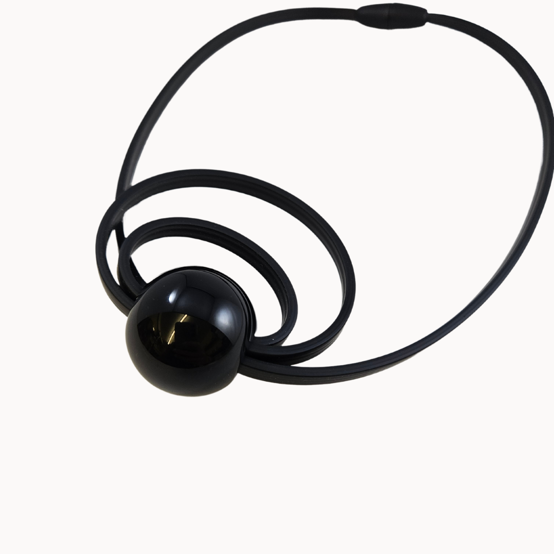 *NEW COLOURS FOR SS25* Samuel Coraux Mini Swirl Necklace