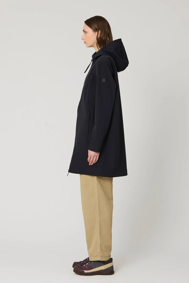 TANTÄ Women's HAIL Insulated Raincoat in Black