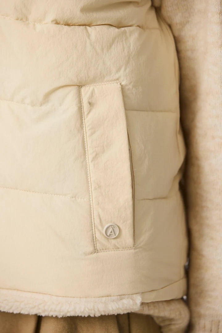 TANTÄ Women's IS T2110 Reversible Gillet in Sandshell at kings Road Fashions, Leighton Buzzard, UK