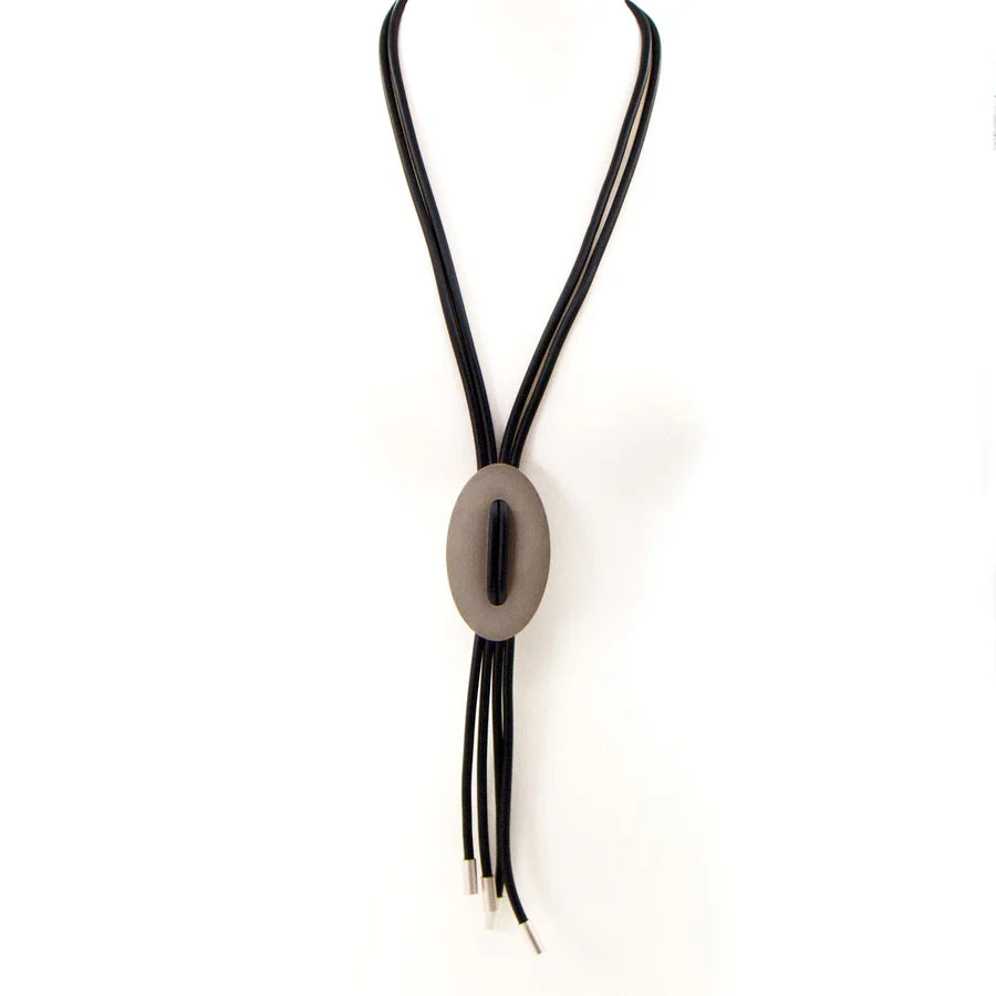 Y-Shaped Neoprene Necklace With Oval Feature