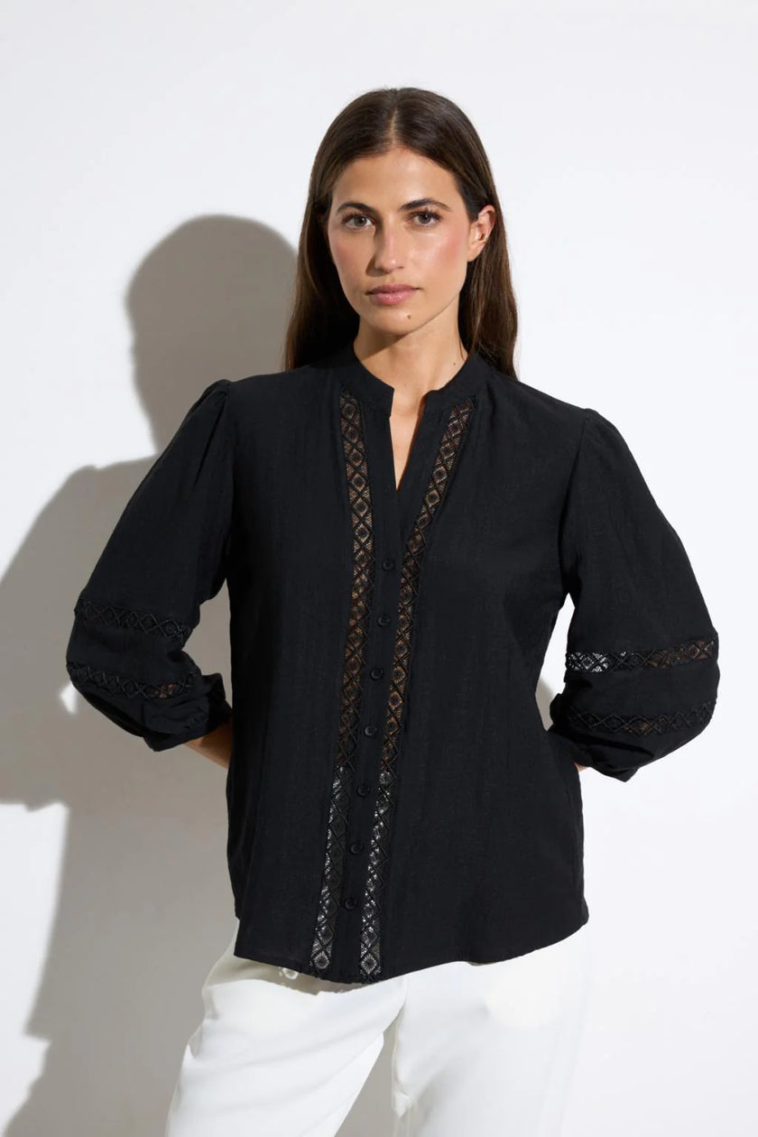 Tinta y Bariloche Cobalto Women's Summer Blouse in Black