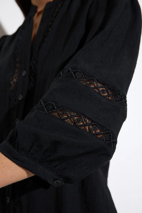 Tinta y Bariloche Cobalto Women's Summer Blouse in Black