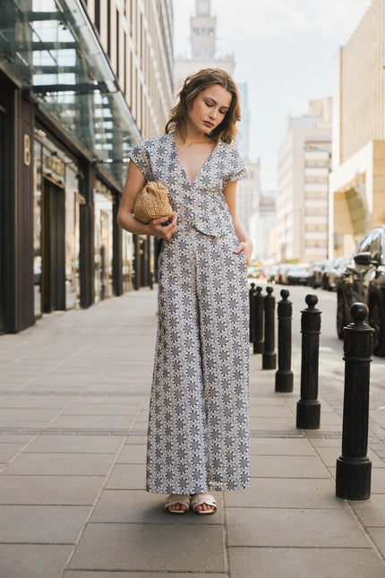 Traffic-People - Women's-Miss -Daisy -Rene -Trousers -Navy -Floral- Cotton - MDY10972008-model