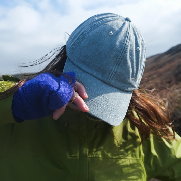 Turtle Doves - Recycled Cashmere Fingerless Gloves Royal Blue