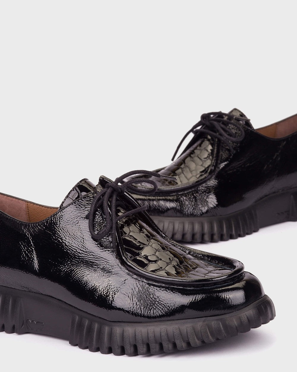 Wonders - Black -FLEXFLY -23 -Wallabies -Loafer -A-4423-1- Kings Road Fashions, Leighton Buzzard, UK